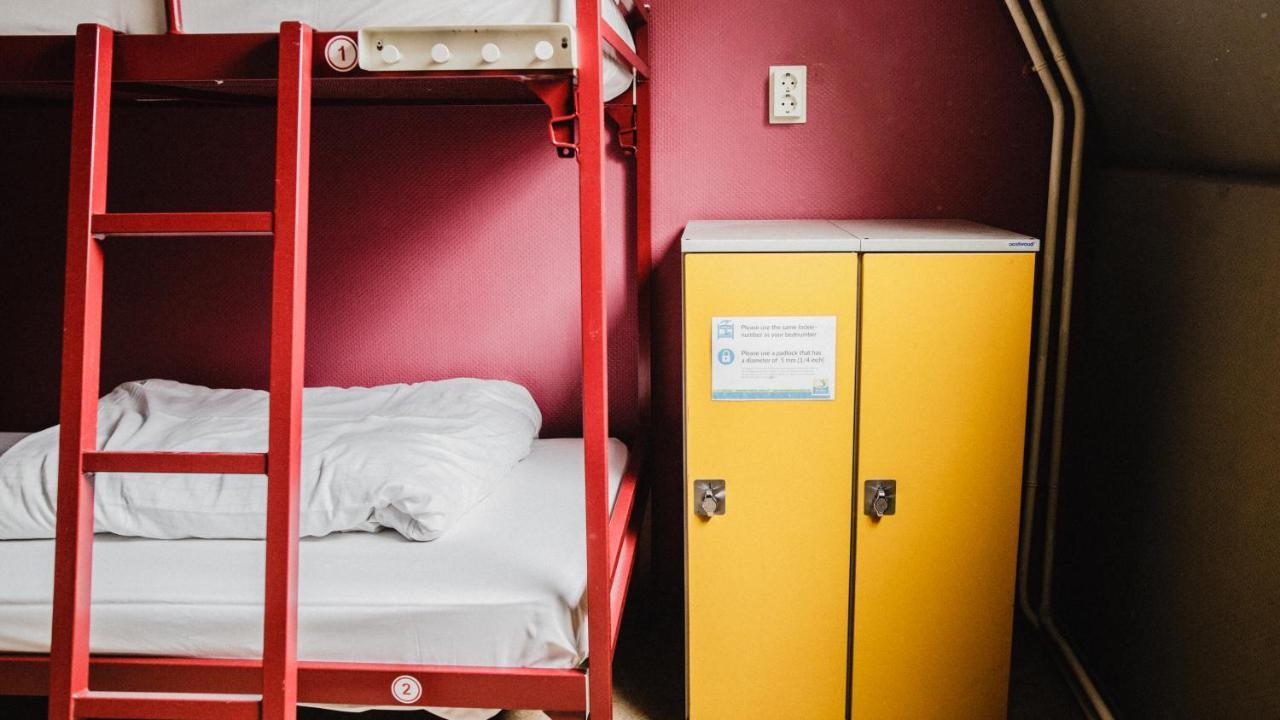 Shelter City Christian Hostel Amsterdam Exterior photo