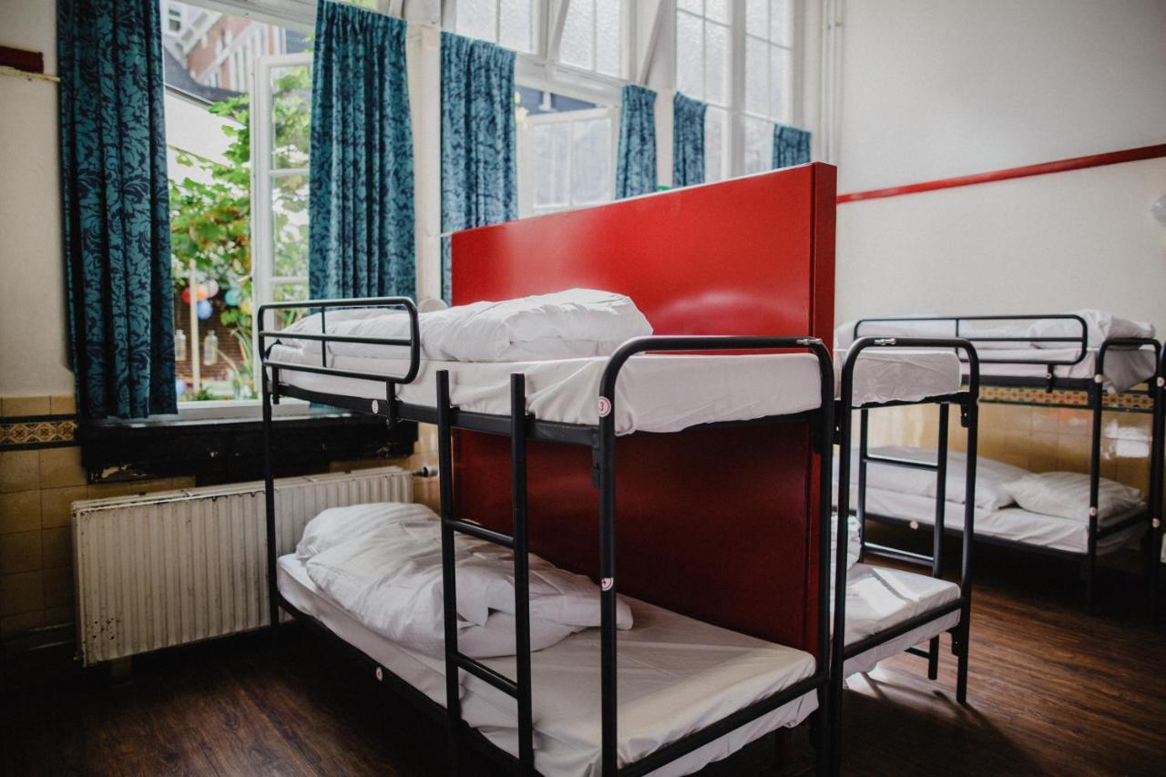 Shelter City Christian Hostel Amsterdam Exterior photo